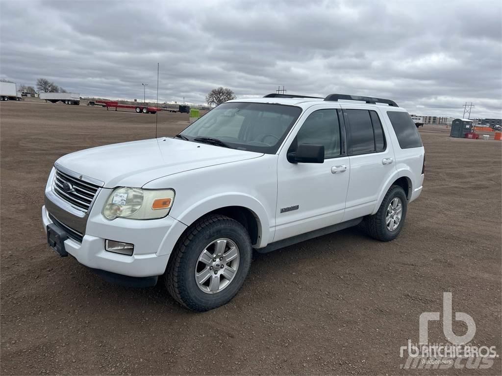 Ford EXPLORER Pikaplar