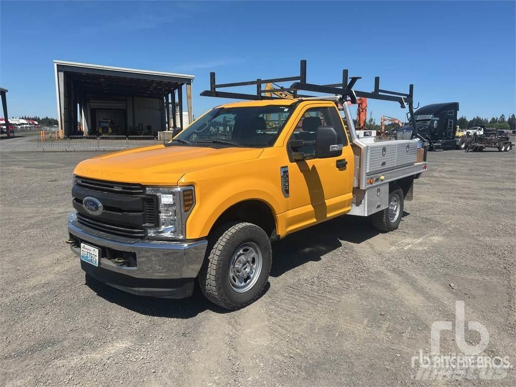 Ford F-250 Flatbed kamyonlar