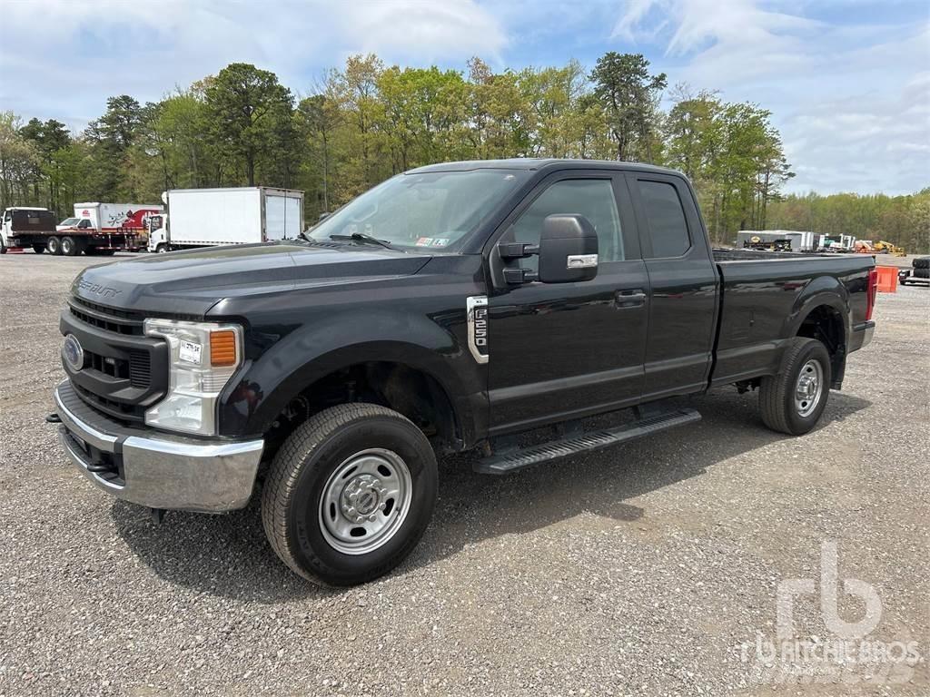 Ford F-250 Pikaplar