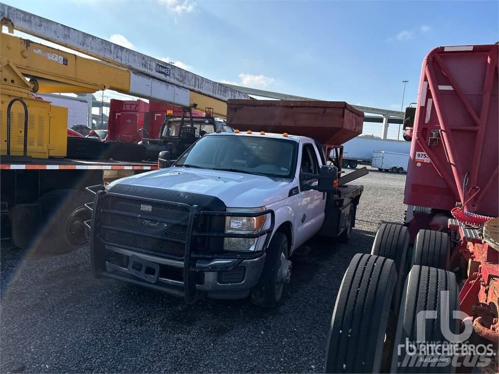 Ford F-350 Flatbed kamyonlar