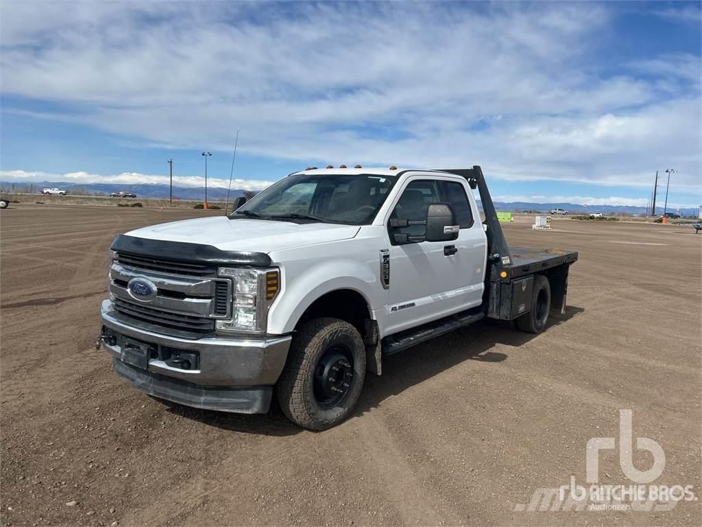 Ford F-350 Flatbed kamyonlar