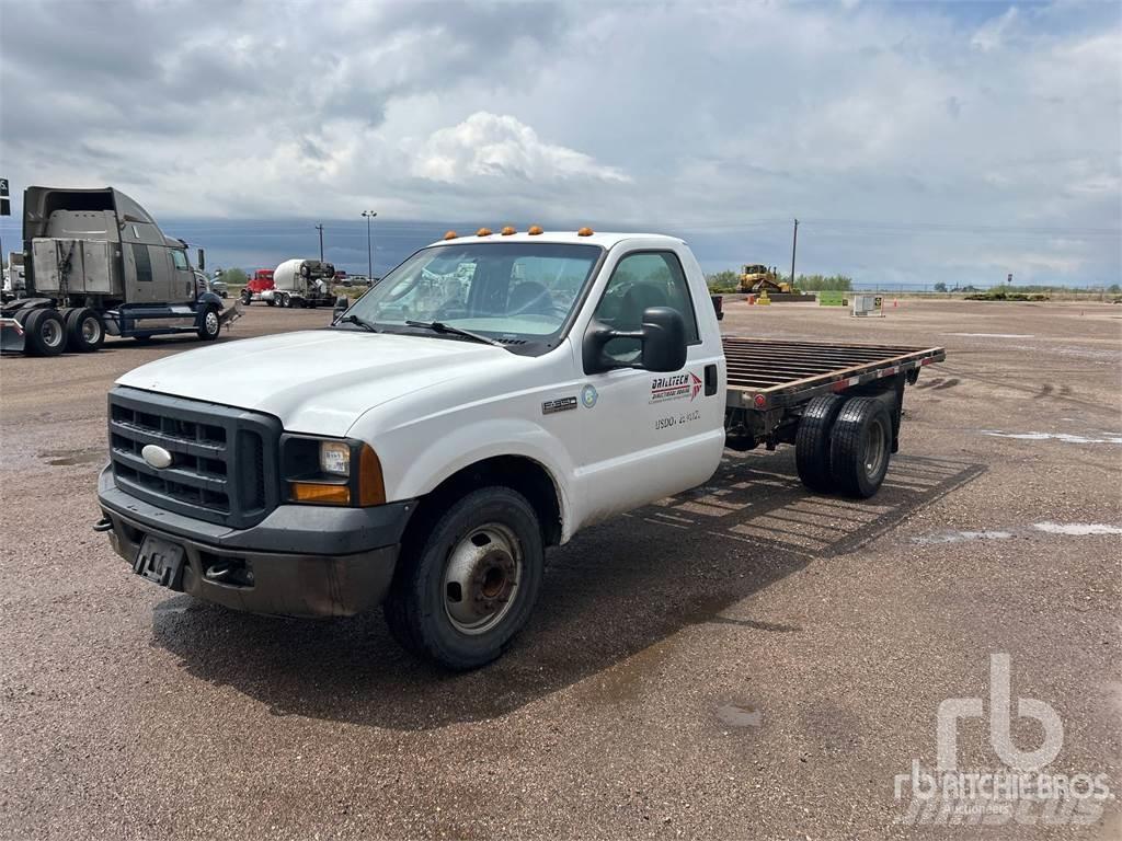 Ford F-350 Flatbed kamyonlar