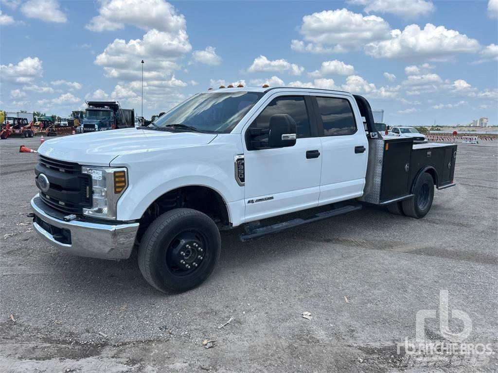 Ford F-350 Flatbed kamyonlar