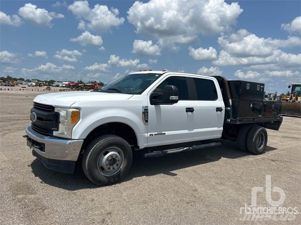 Ford F-350 Flatbed kamyonlar