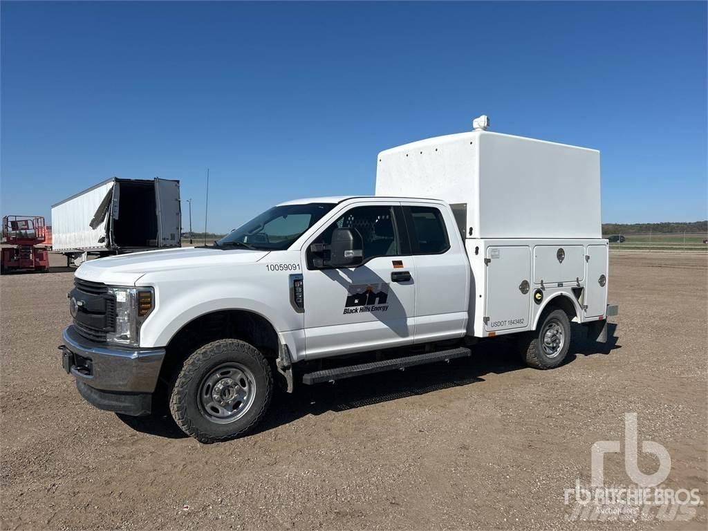 Ford F-350 Belediye / genel amaçli araçlar