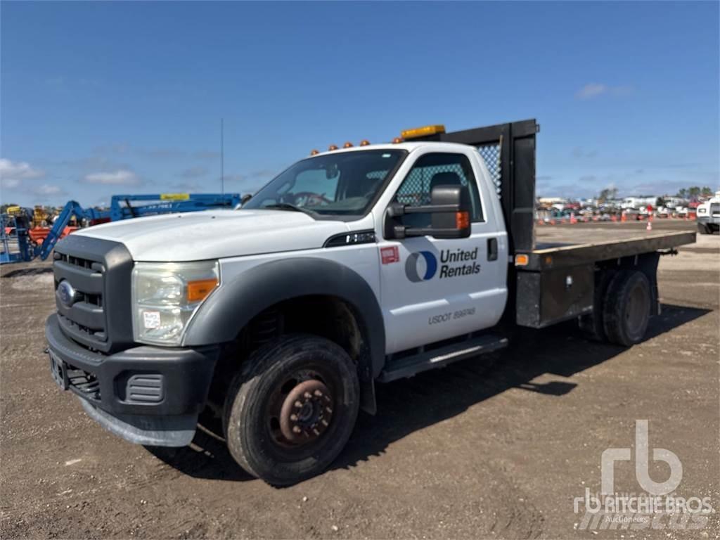 Ford F-550 Flatbed kamyonlar