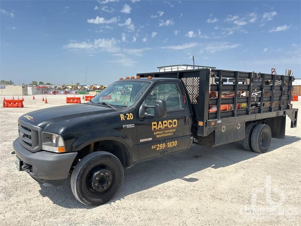 Ford F-550 Flatbed kamyonlar