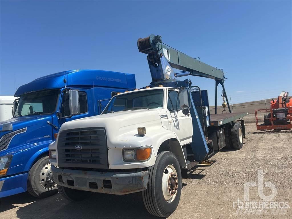 Ford F800 Araç üzeri vinçler