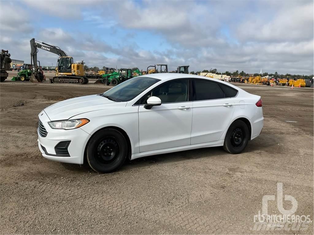 Ford FUSION Otomobiller