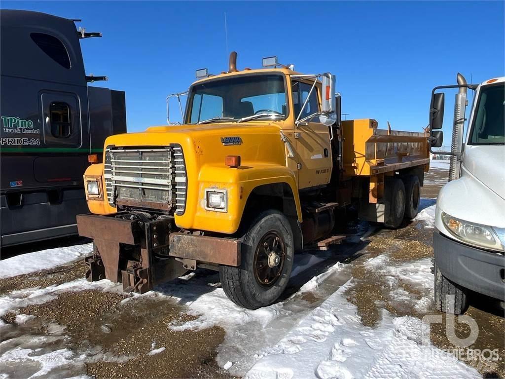 Ford L8000 Damperli kamyonlar