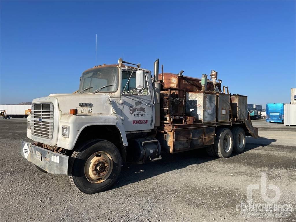 Ford LNT8000 Tankerli kamyonlar