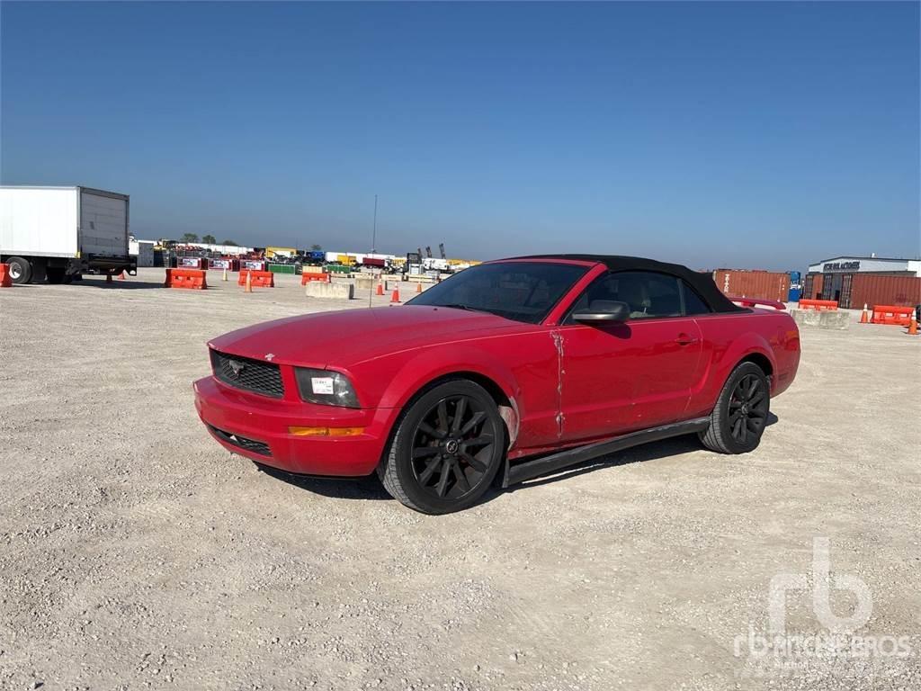 Ford MUSTANG Otomobiller
