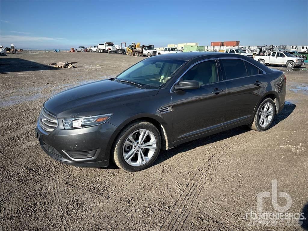 Ford TAURUS Otomobiller