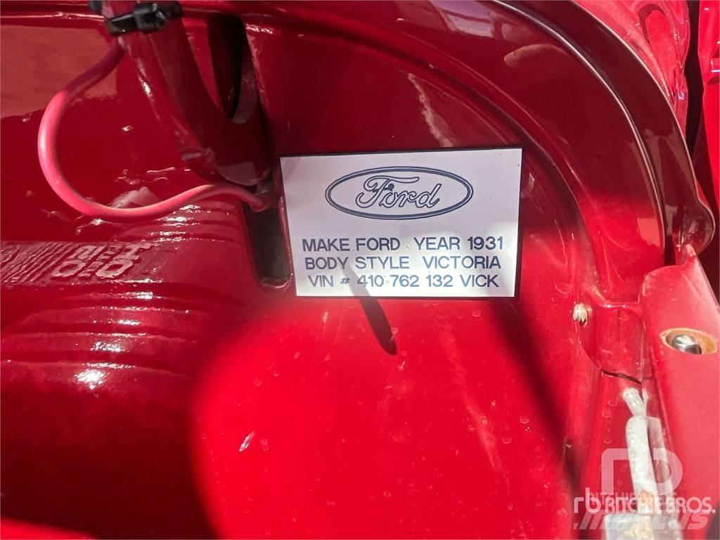 Ford VICTORIA Otomobiller