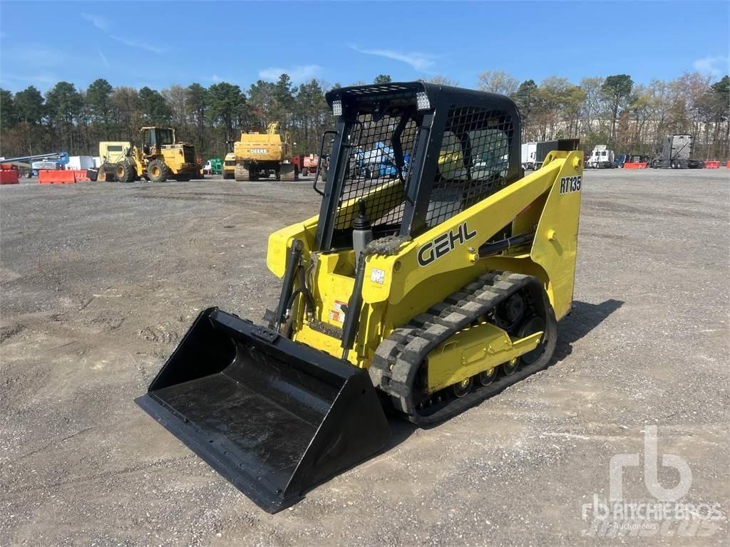 Gehl RT135 Skid steer loderler