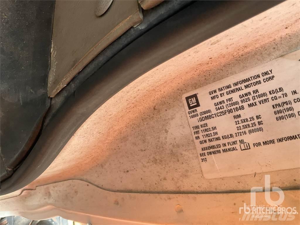 GMC C8500 Gezer sondaj kamyonları