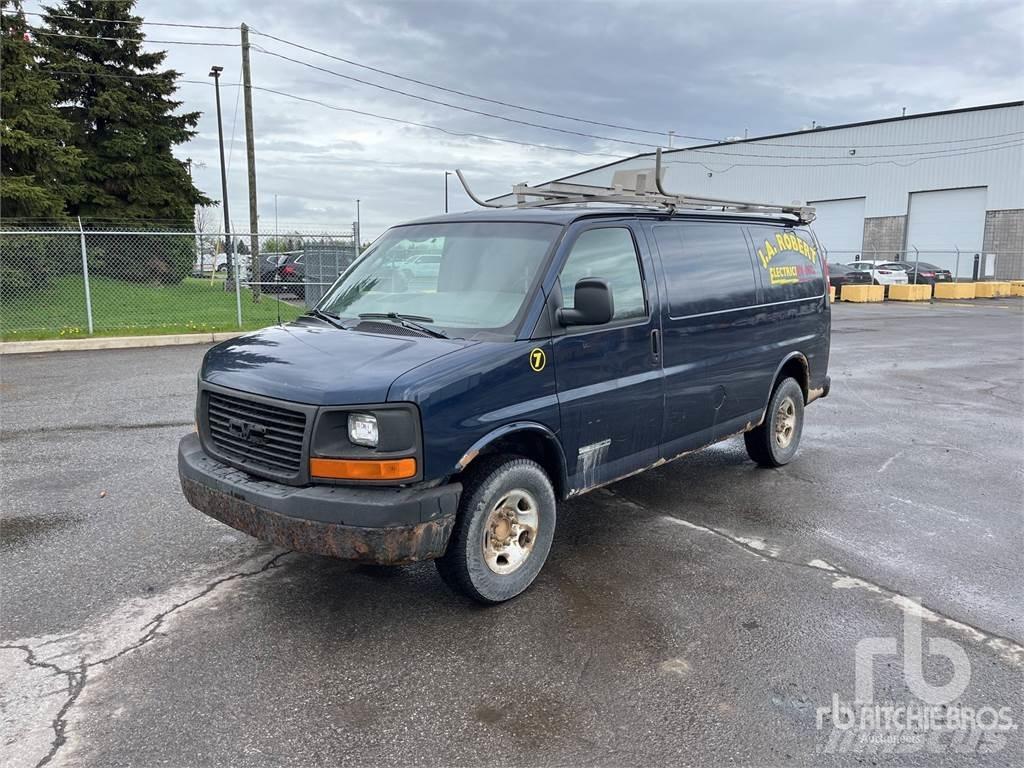 GMC SAVANA 2500 Frigofrik kamyonlar