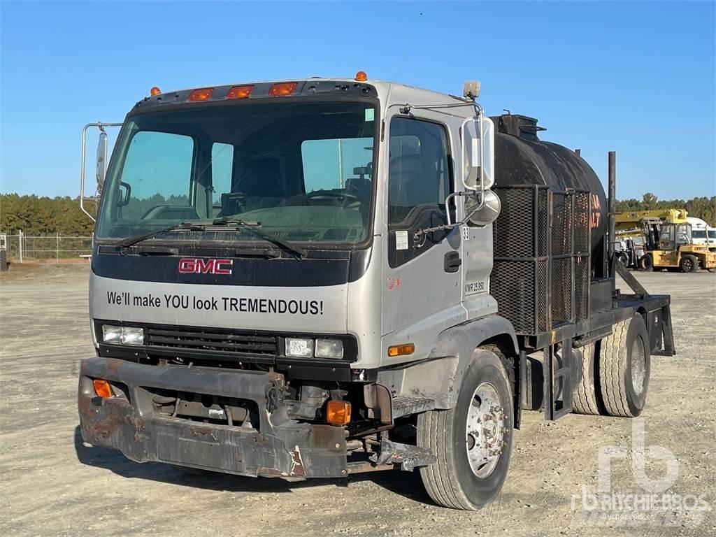 GMC T7500 Bitüm pülverizatörleri