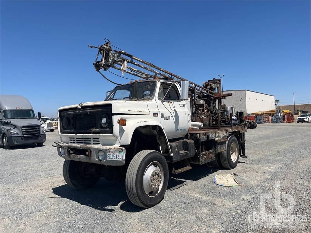 GMC TOPKICK Gezer sondaj kamyonları