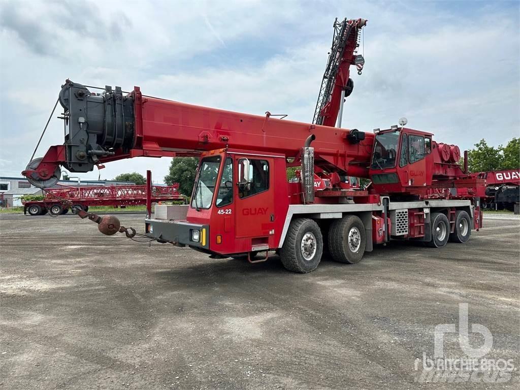 Grove TMS700E Yol-Arazi Tipi Vinçler (AT)