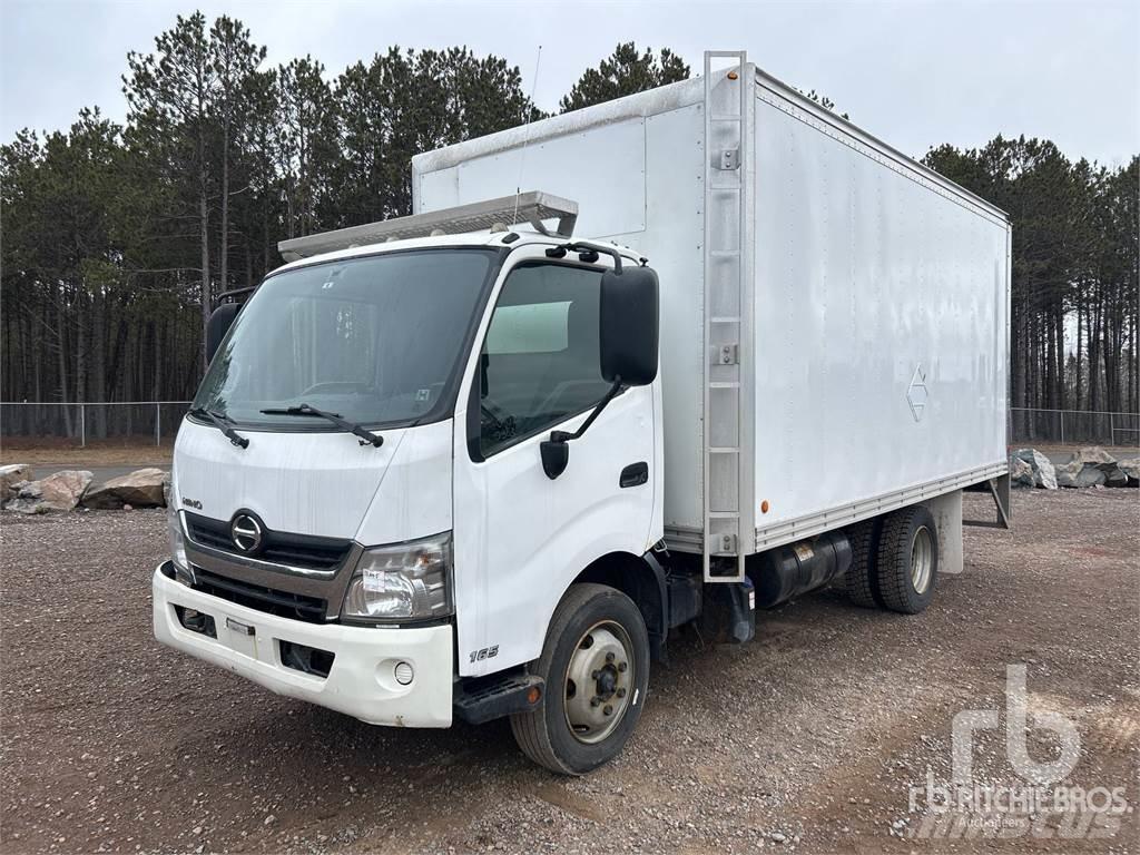 Hino 165 Panel vanlar