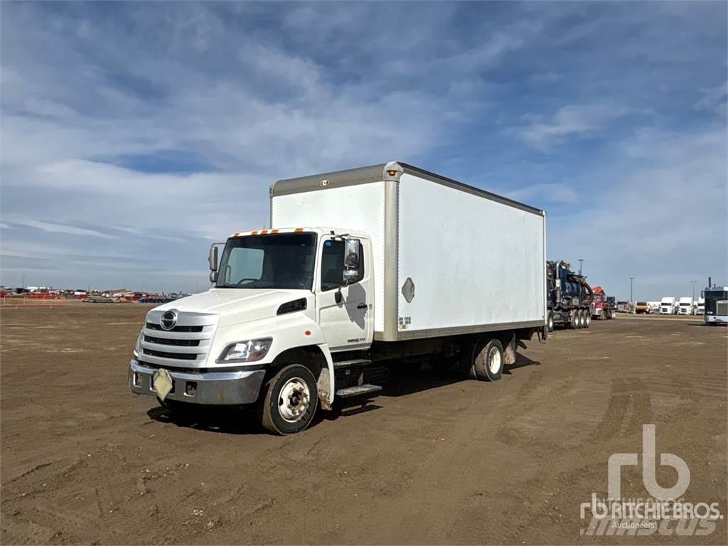 Hino 258 Panel vanlar