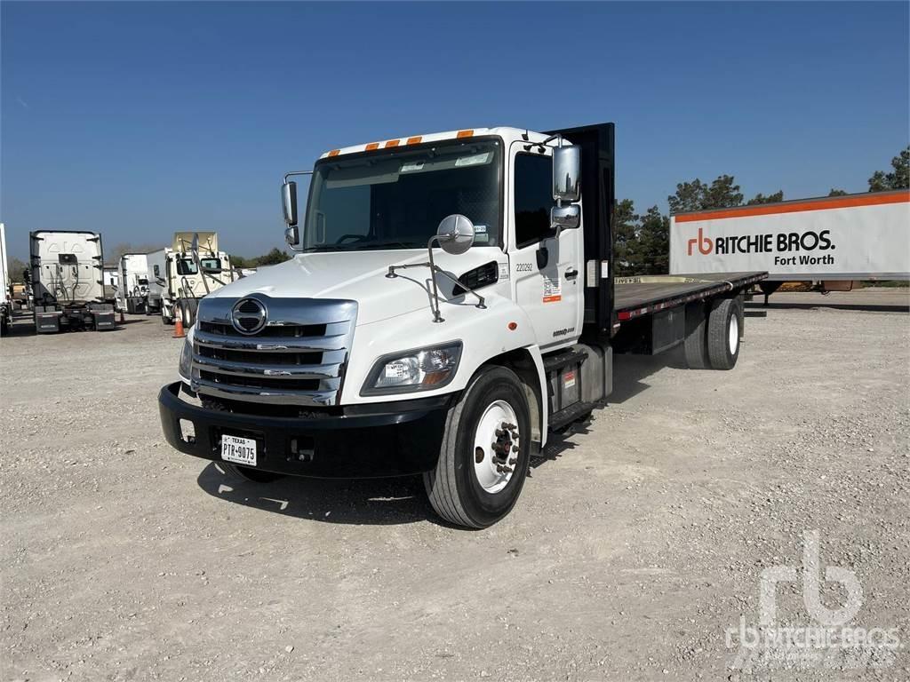 Hino 268 Flatbed kamyonlar