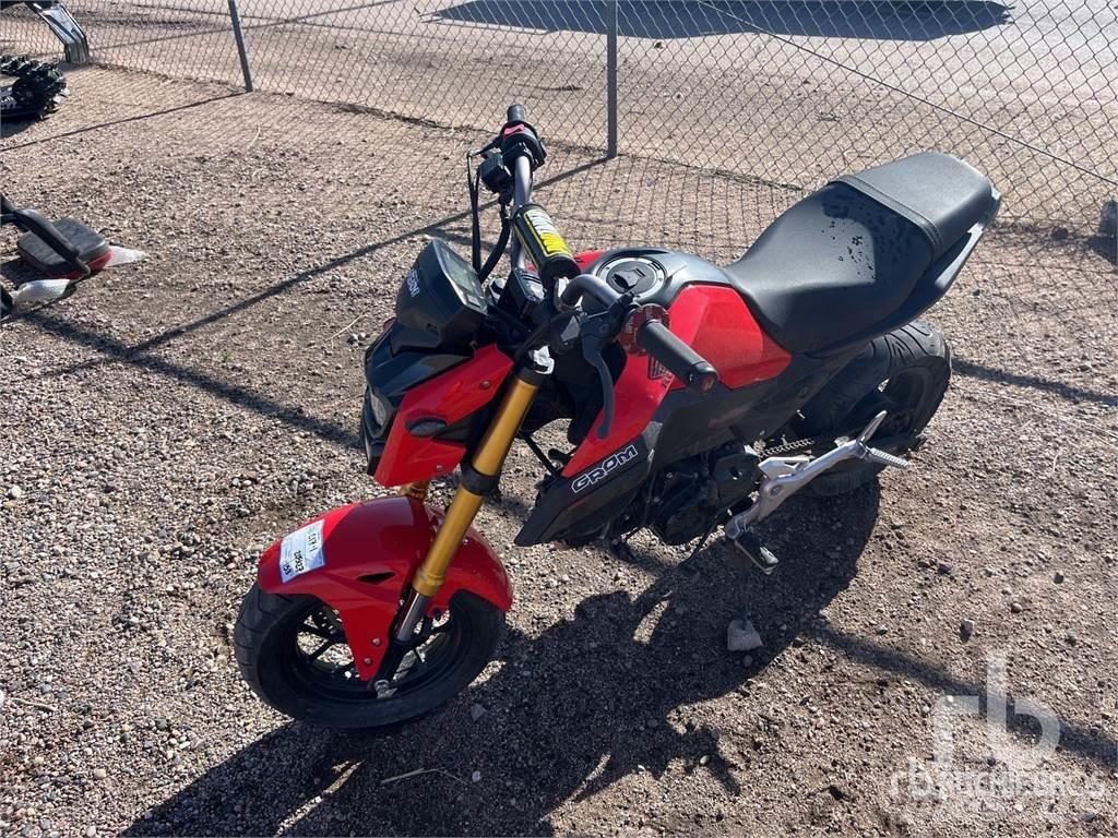 Honda GROM Otomobiller