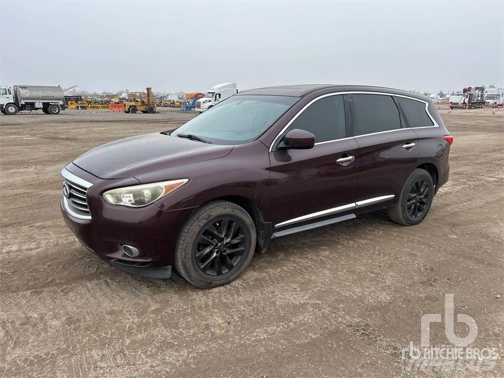 Infiniti JX35 Pikaplar