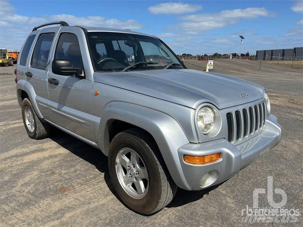 Jeep CHEROKEE Otomobiller