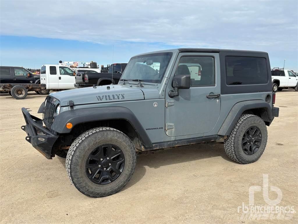 Jeep WRANGLER Pikaplar