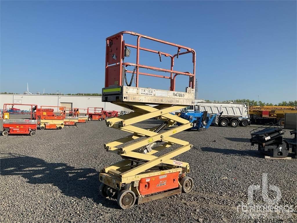 JLG 1930ES Makasli platformlar