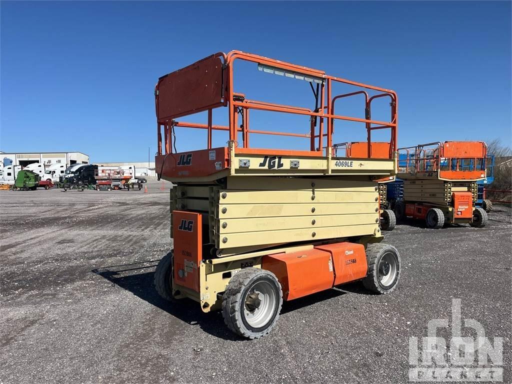 JLG 4069LE Makasli platformlar