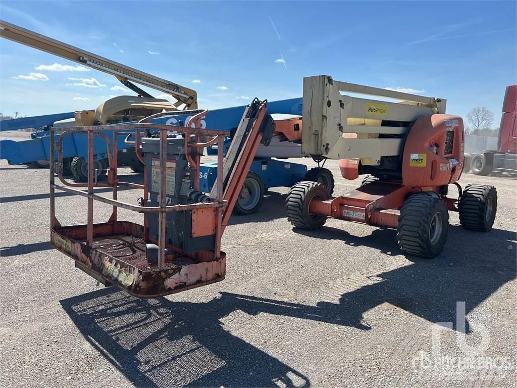 JLG 450AJ Körüklü personel platformları