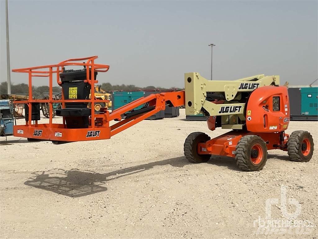 JLG 450AJ Körüklü personel platformları