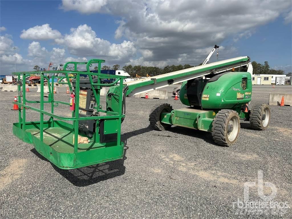JLG 600A Körüklü personel platformları