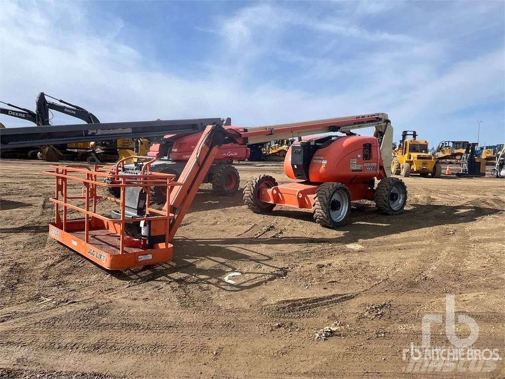 JLG 600AJ Körüklü personel platformları