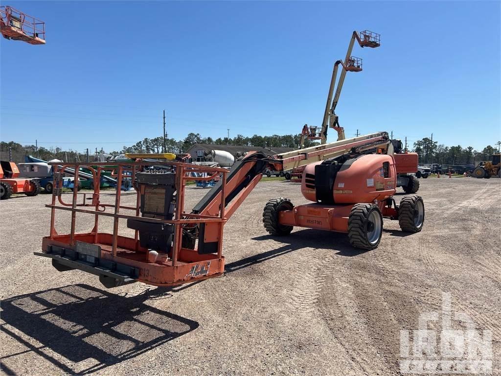 JLG 600AJ Körüklü personel platformları