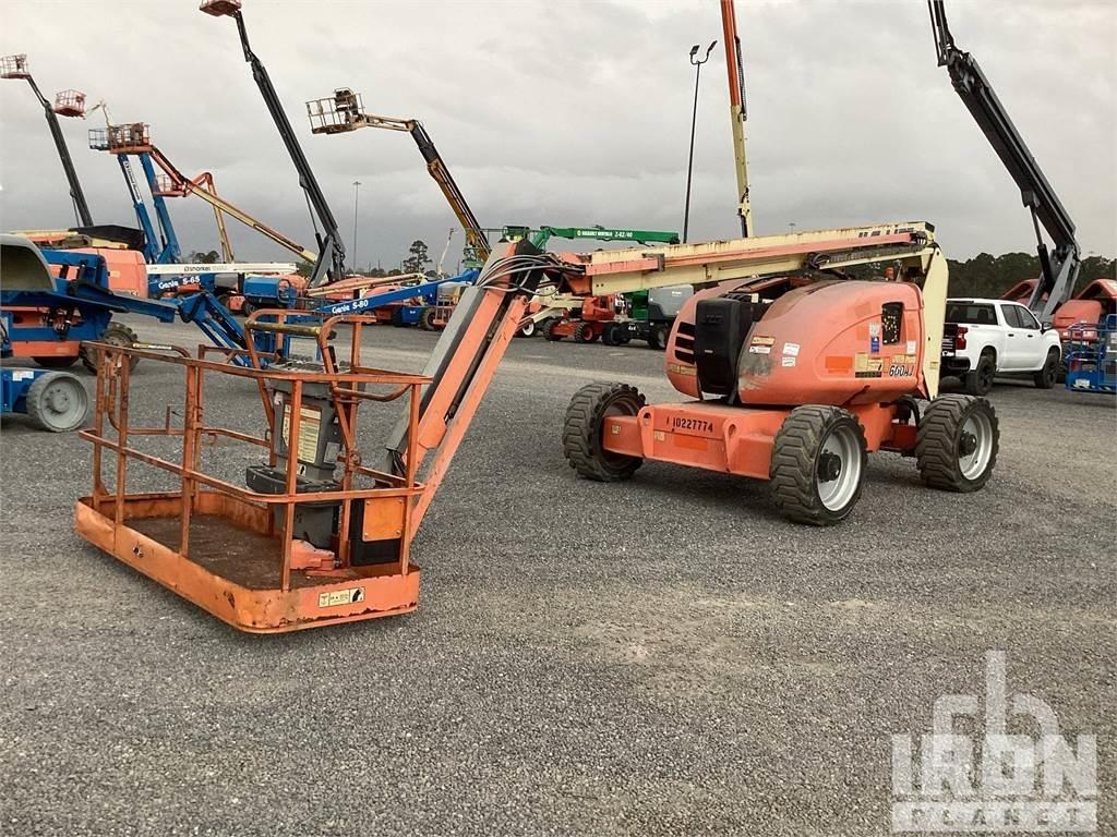 JLG 600AJ Körüklü personel platformları