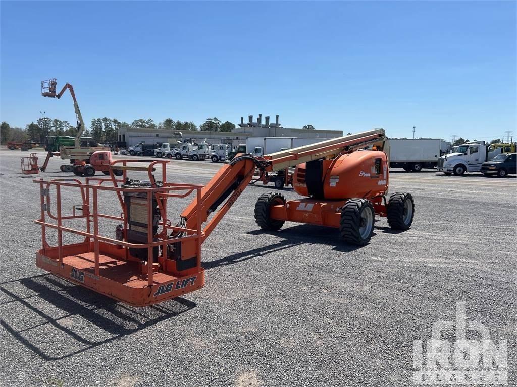 JLG 600AJ Körüklü personel platformları