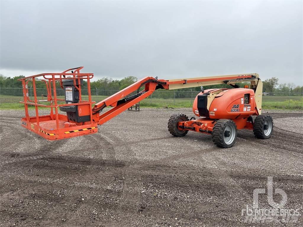 JLG 600AJ Körüklü personel platformları