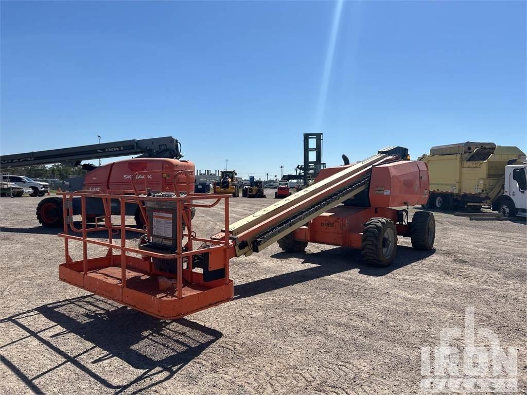 JLG 600S Körüklü personel platformları