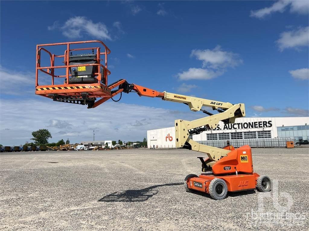 JLG E400AJPN Körüklü personel platformları