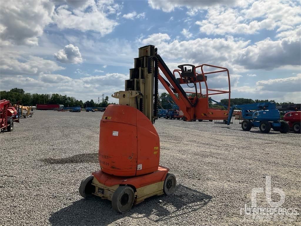 JLG T10E Körüklü personel platformları