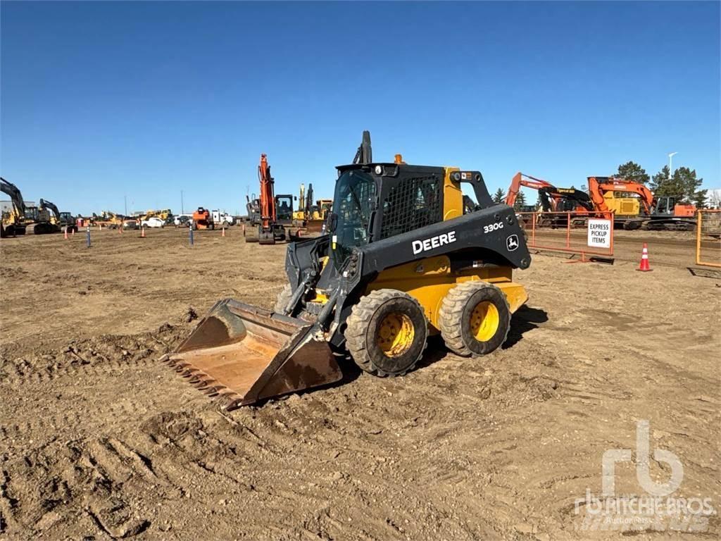 John Deere 330G Skid steer loderler