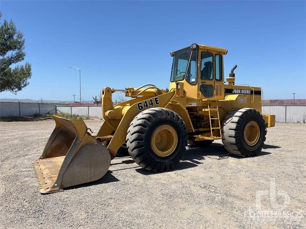 John Deere 644E Tekerlekli yükleyiciler
