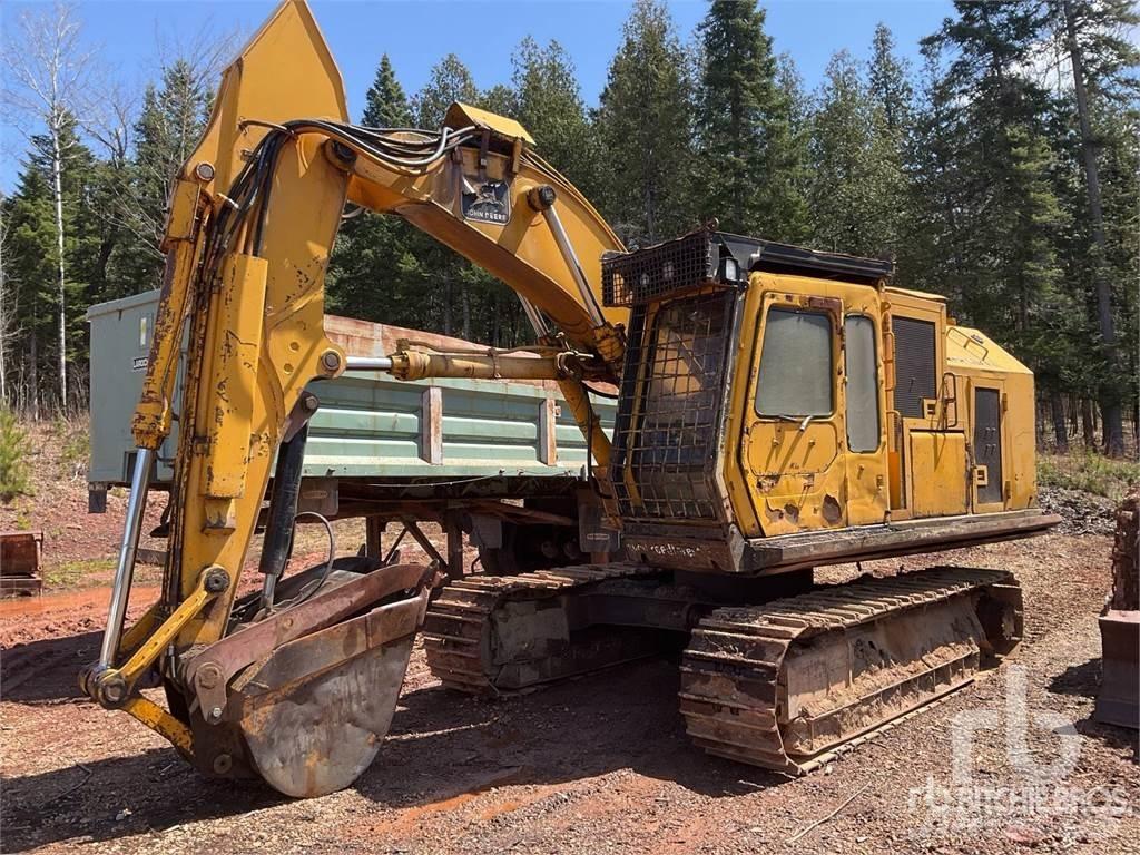 John Deere 693D Paletli ekskavatörler