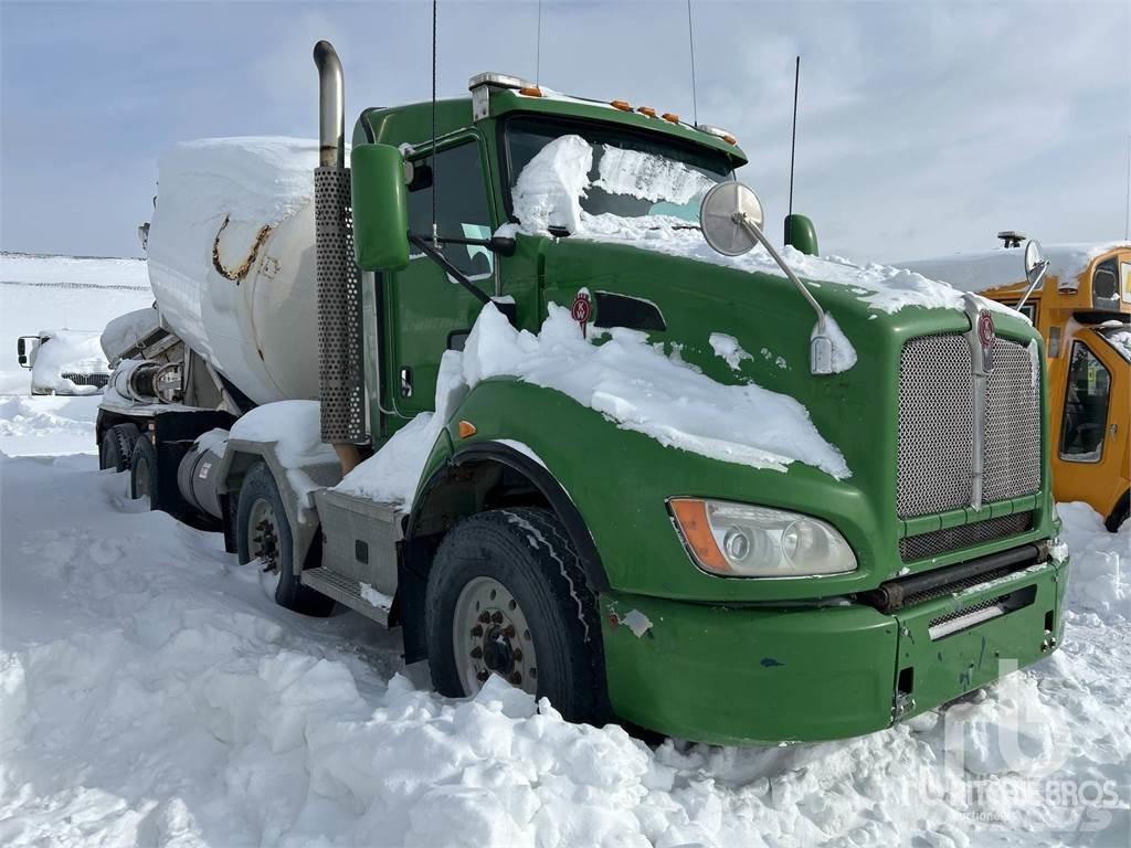 Kenworth T440 Transmikserler