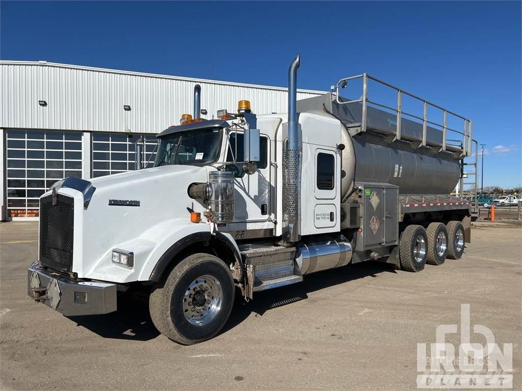 Kenworth T800 Tankerli kamyonlar