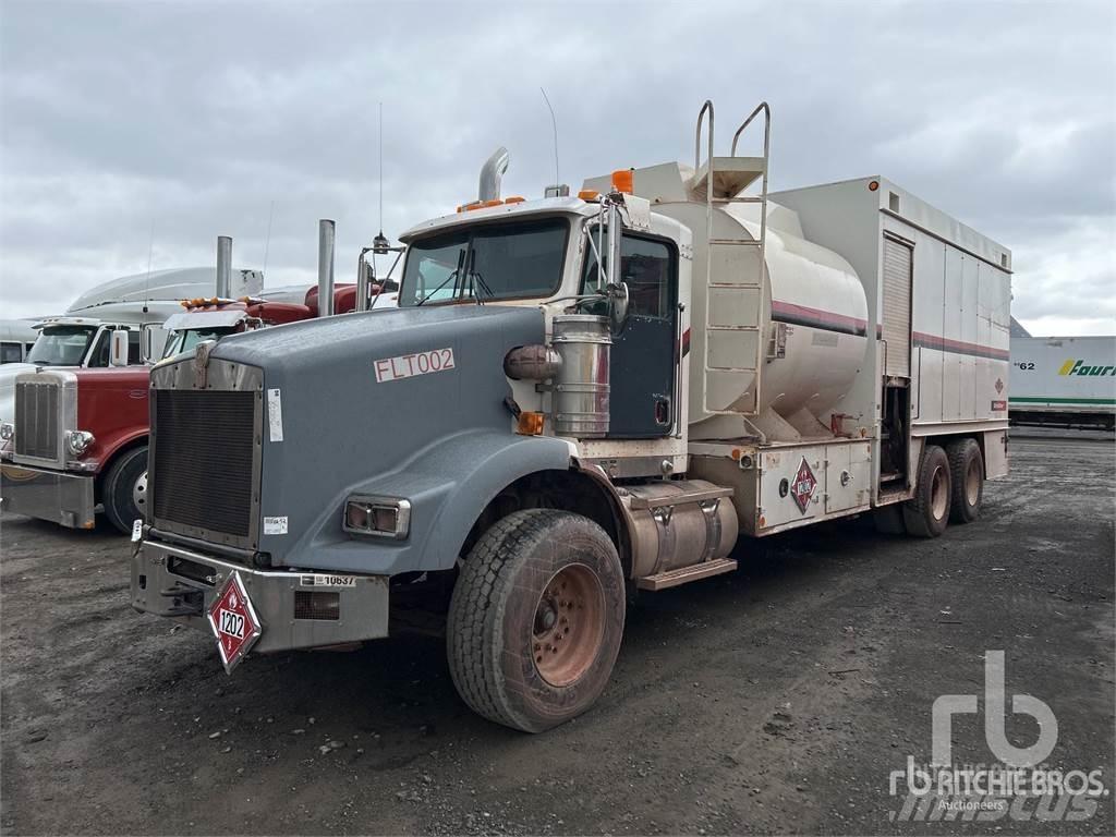 Kenworth T800 Tankerli kamyonlar